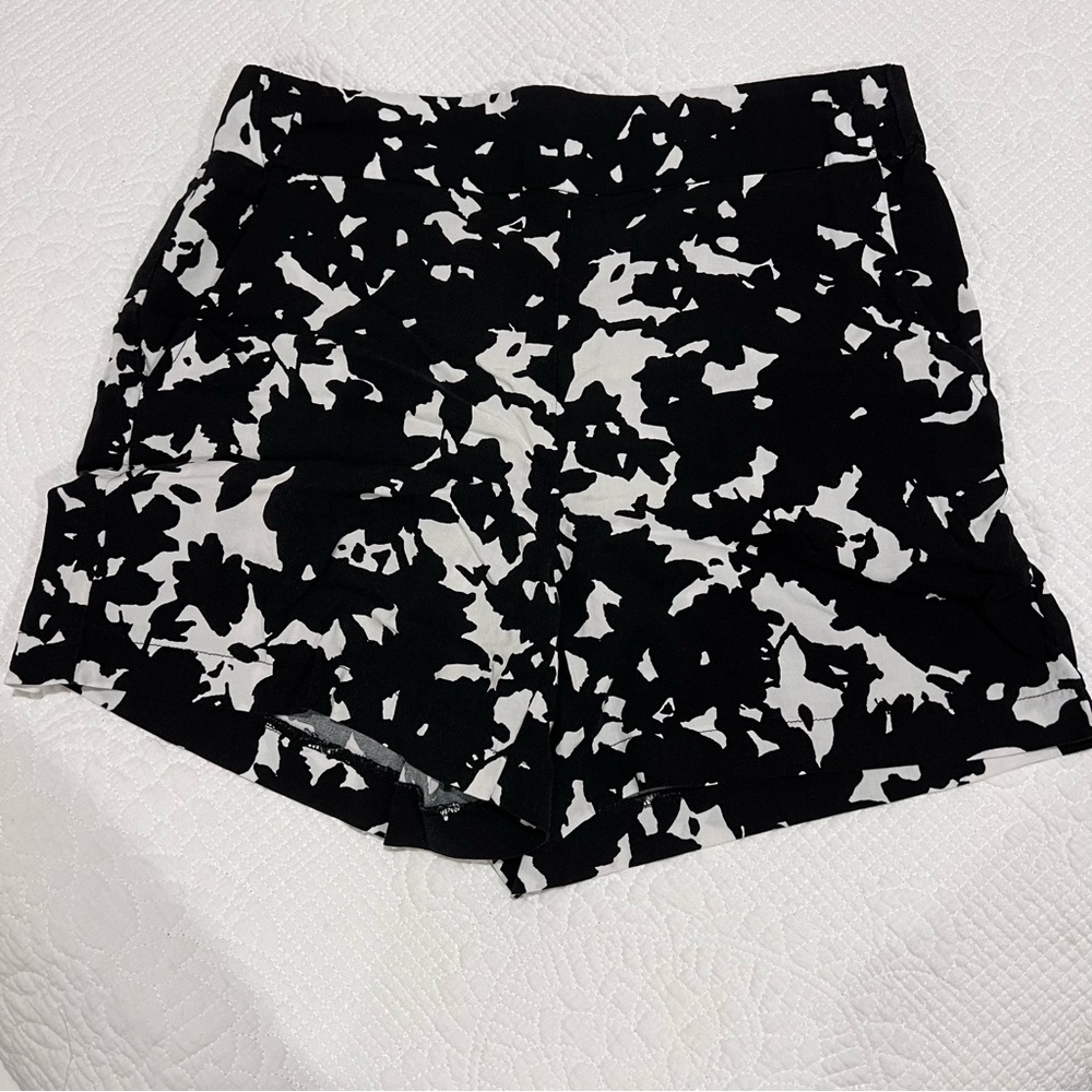 Nine West shorts